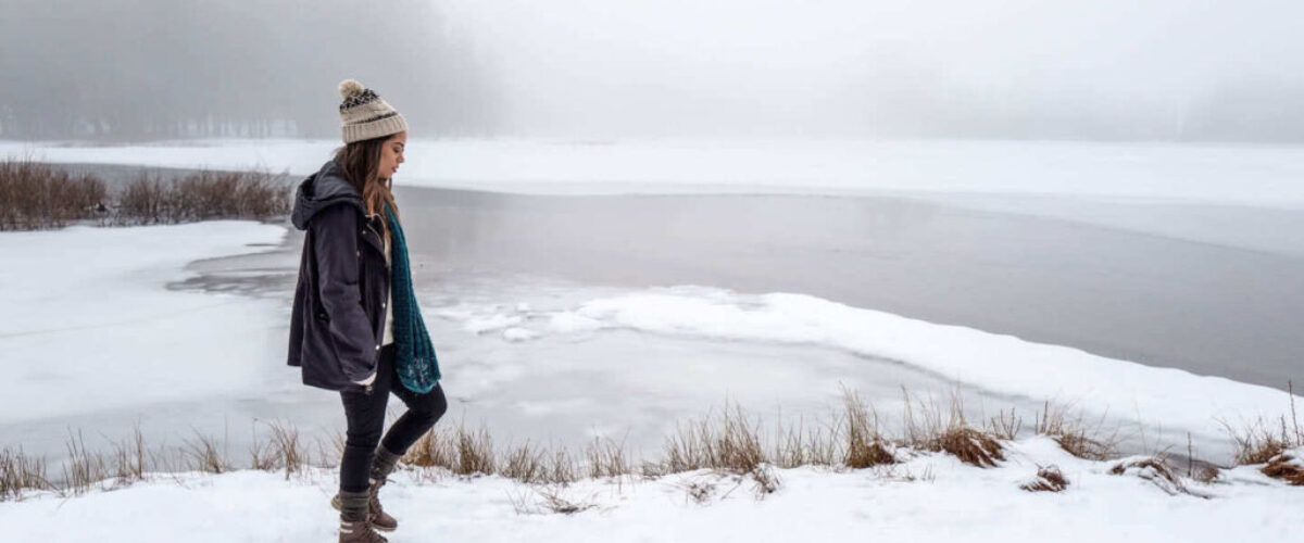 walking-on-snow walking-on-snow